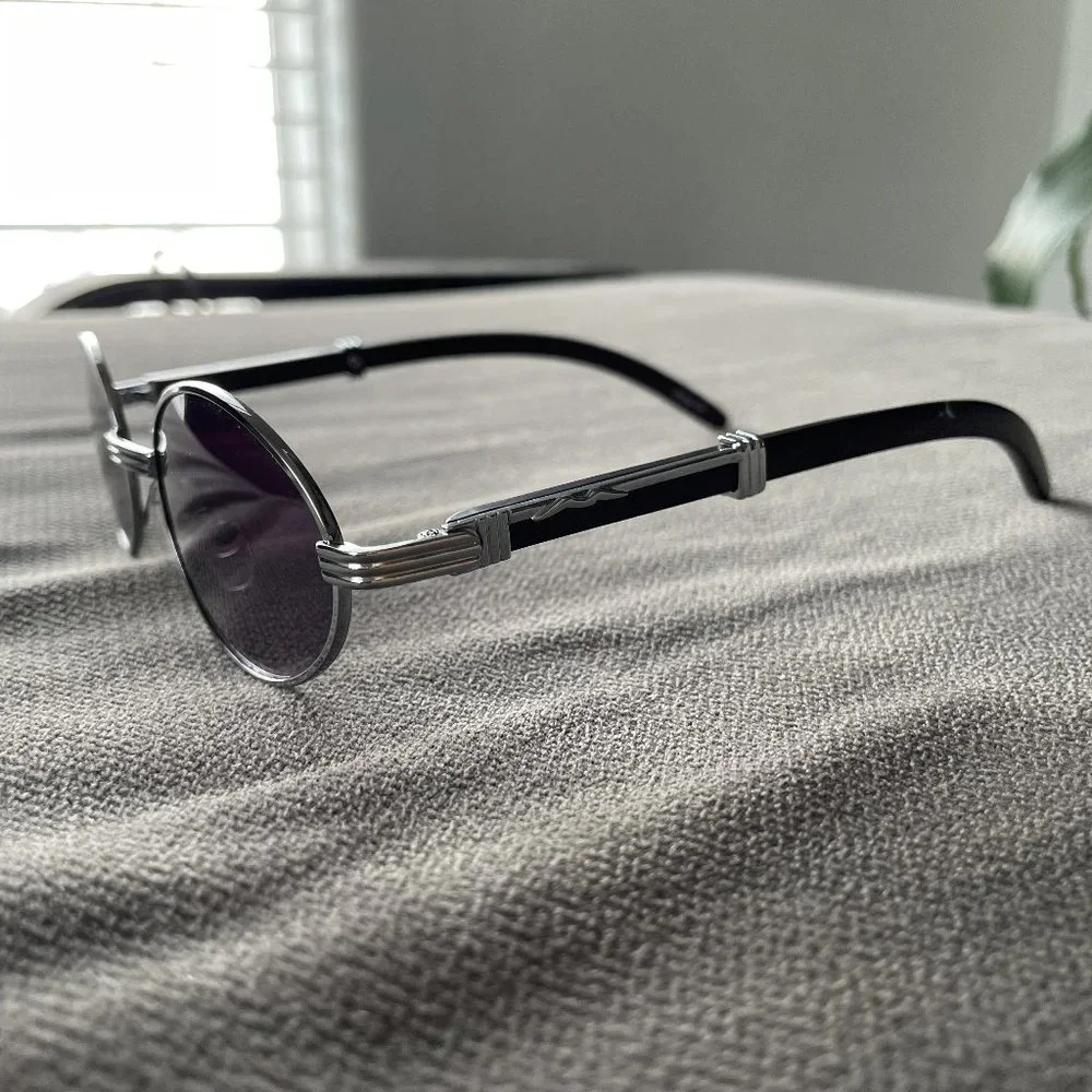 Awesome shades! BRAND NEW!! - Picture 3 of 12